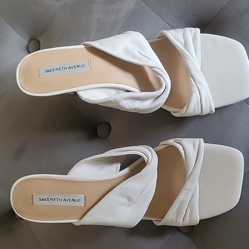 Saks 5th Avenue White Sandal Pumps - Picture 4 of 9
